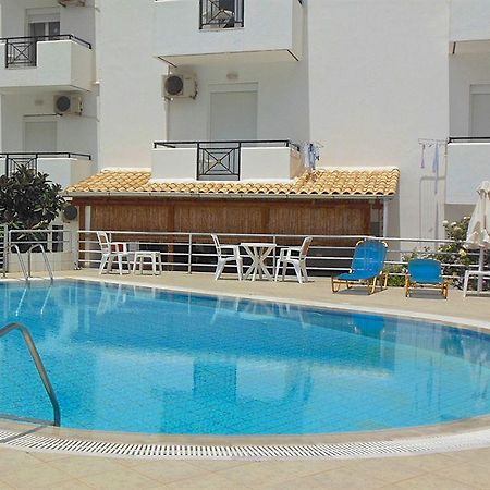 Irilena Apartments Stalida Buitenkant foto