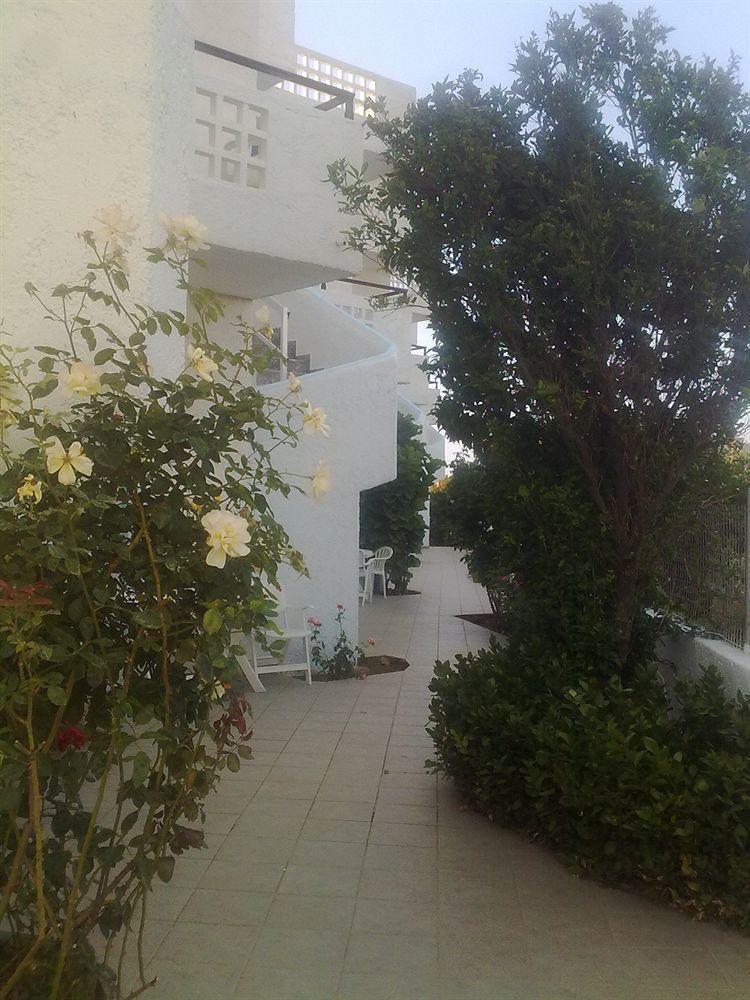 Irilena Apartments Stalida Buitenkant foto