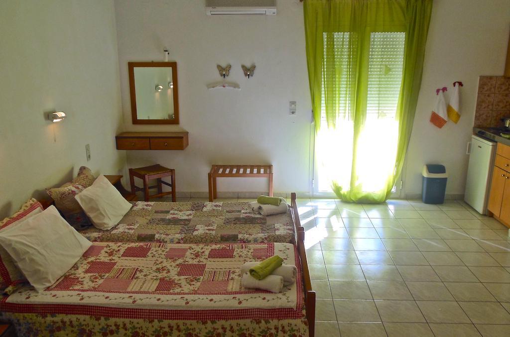 Irilena Apartments Stalida Kamer foto