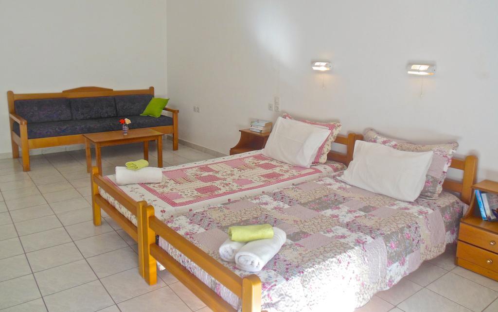 Irilena Apartments Stalida Kamer foto